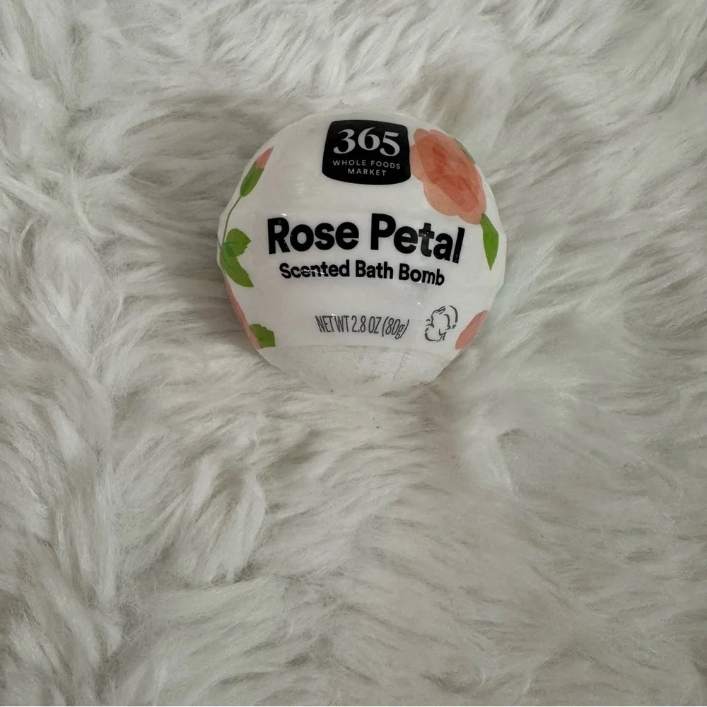 365 by Whole Foods Market Rose Petal Scented Bath Bombs